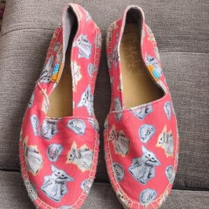 Ubuntu Star Wars espadrilles, never worn, ladies 10.5